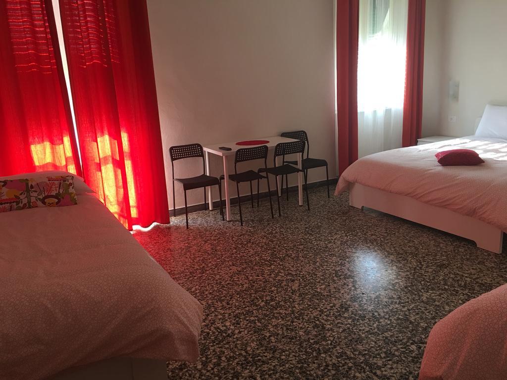 Aliante Turist House Panzió Pisa Kültér fotó