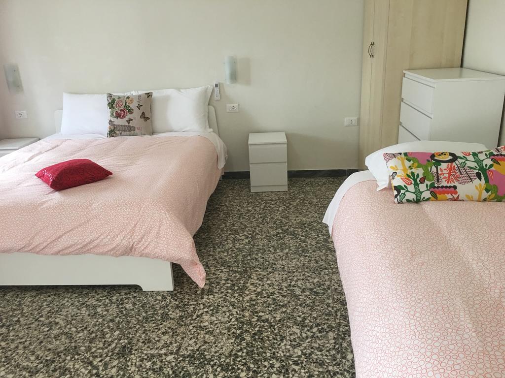 Aliante Turist House Panzió Pisa Kültér fotó