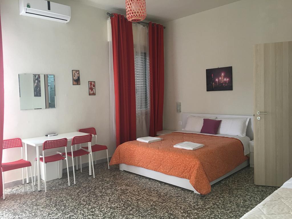 Aliante Turist House Panzió Pisa Kültér fotó