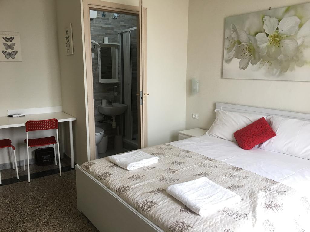 Aliante Turist House Panzió Pisa Kültér fotó
