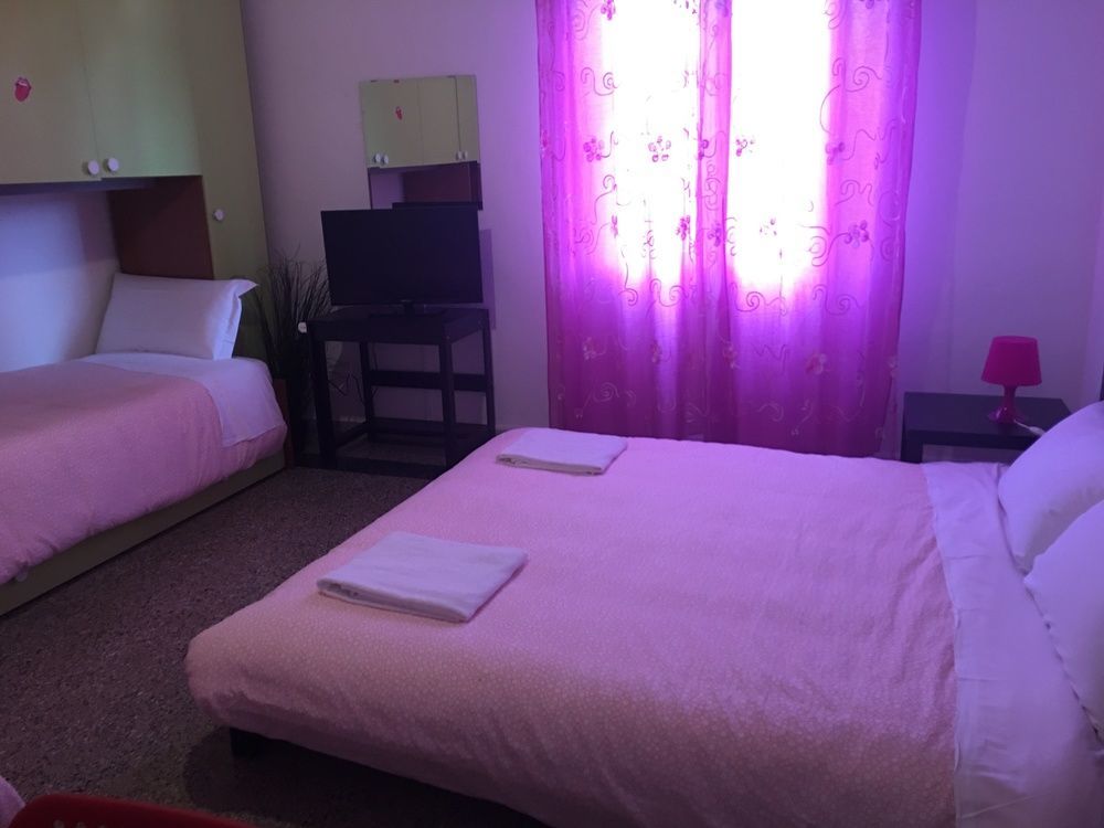 Aliante Turist House Panzió Pisa Kültér fotó