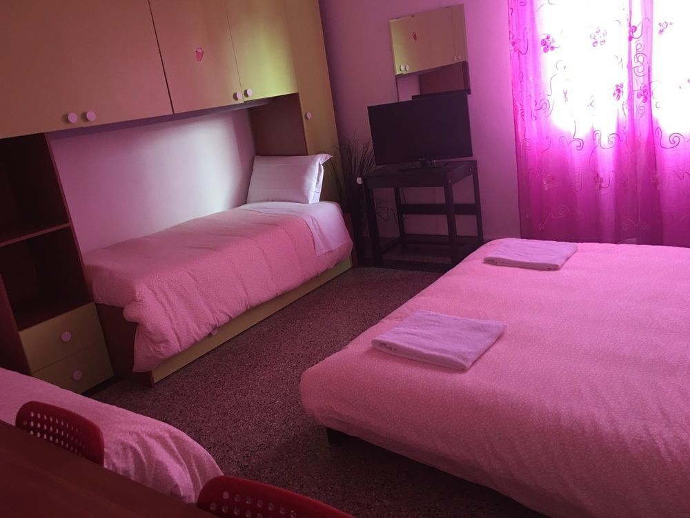 Aliante Turist House Panzió Pisa Kültér fotó