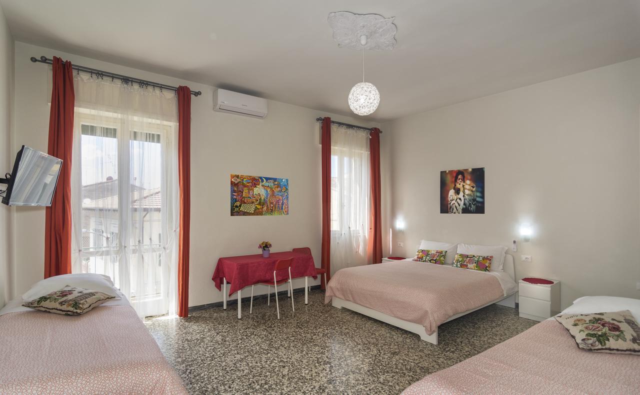 Aliante Turist House Panzió Pisa Kültér fotó